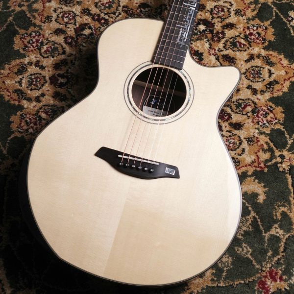 【新品】<br />
Furch MOROHA UK Signature Model FG-02 【S/N132463】<br />
<br />
<br />
¥682,000 