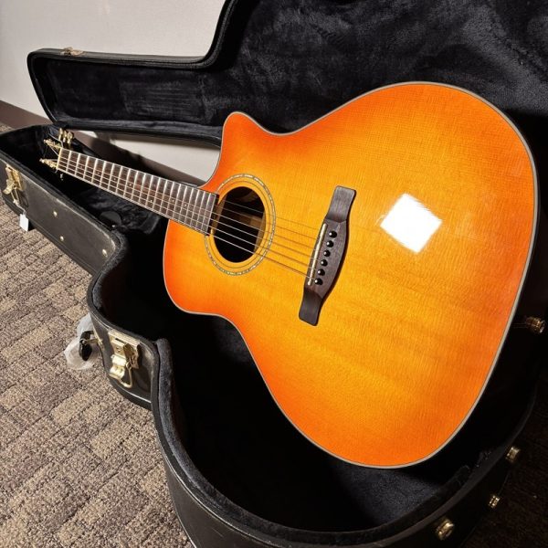 Fender GA45SCE<br />
<br />
<br />
¥54,800 