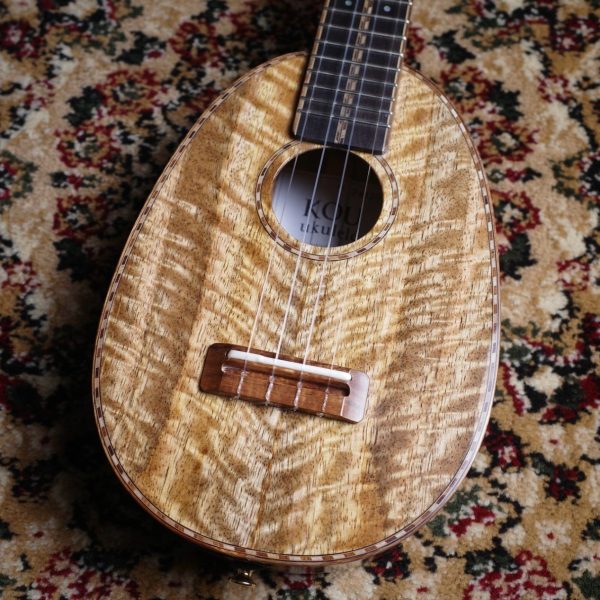 KOU ukulele SPDMG-LN Mango 【USED】<br />
<br />
<br />
¥125,000 