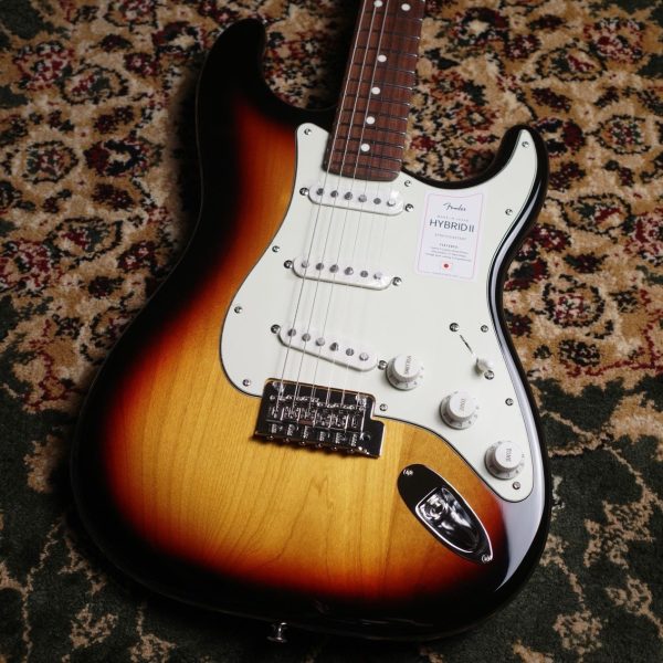 【新品】<br />
Fender Made in Japan Hybrid II Stratocaster 3-Color Sunburst エレキギター ストラトキャスター【3.39kg】<br />
<br />
¥159,500 