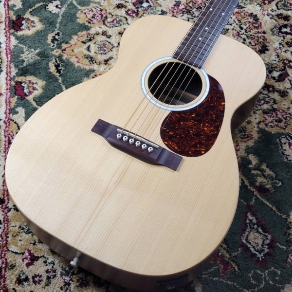 Martin 00-X2E COCO<br />
<br />
<br />
¥79,800 