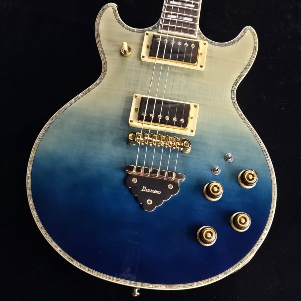 Ibanez AR420 - Transparent Blue Gradation【現物画像】【3.41kg】<br />
<br />
¥76,900 