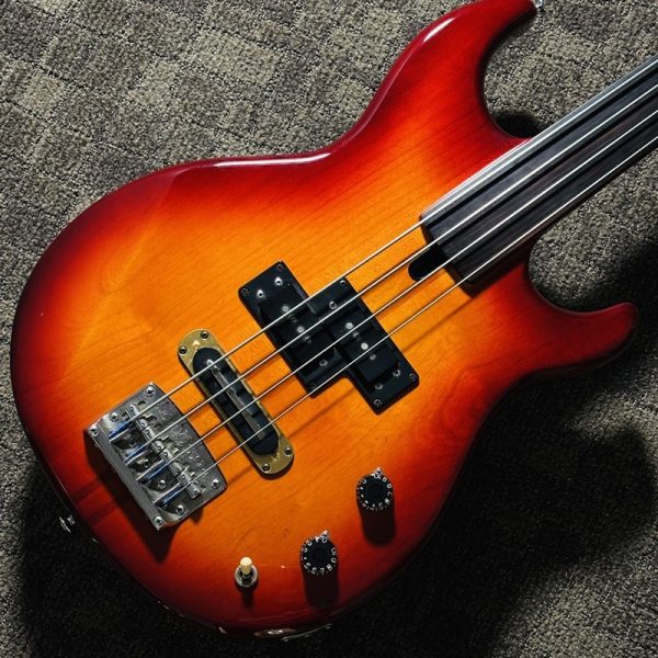 YAMAHA BB2000F 【≒4.69kg】<br />
¥168,000 