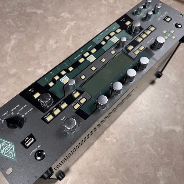 Kemper Profiler Rack【現物画像】<br />
<br />
¥99,980 