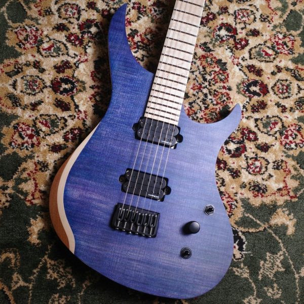 【新品】<br />
Skervesen Guitars 4AP RADIUS 6 Flame M Arctic Blue MH 【2.98kg】<br />
<br />
¥883,600 