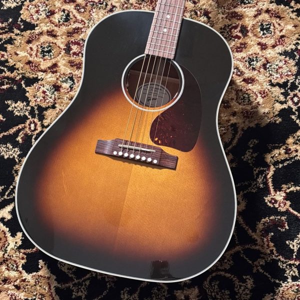 【新品】<br />
Gibson J-45 Standard Vintage Sunburst<br />
<br />
￥385,000 
