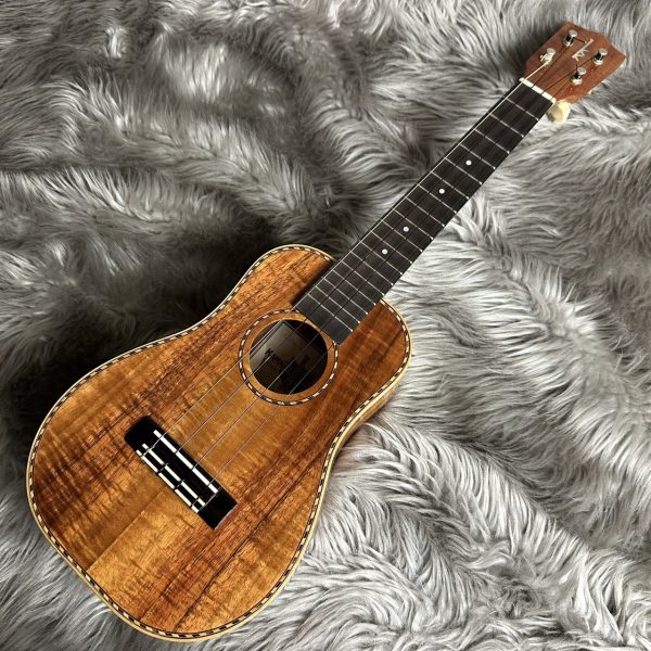 Kamaka HB-2D Concert Bell Shape Deluxe Ukulele【現物画像】<br />
<br />
¥264,000 