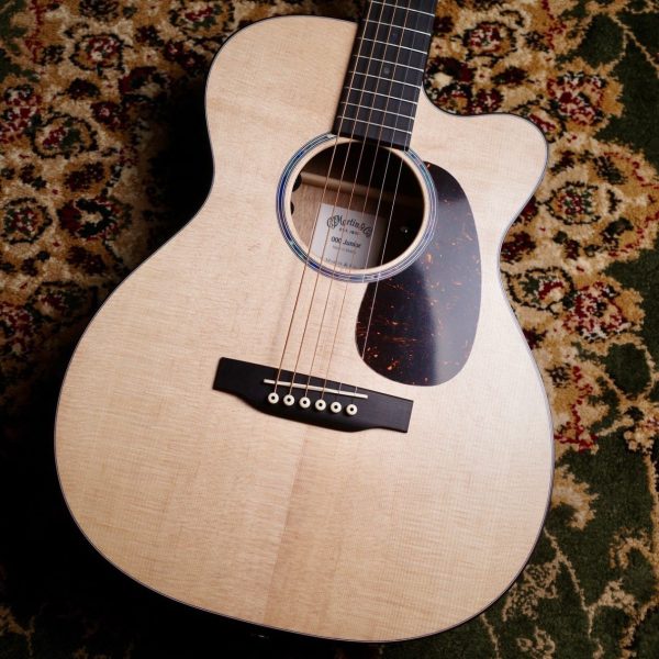 Martin 000C Jr E<br />
<br />
¥126,500 