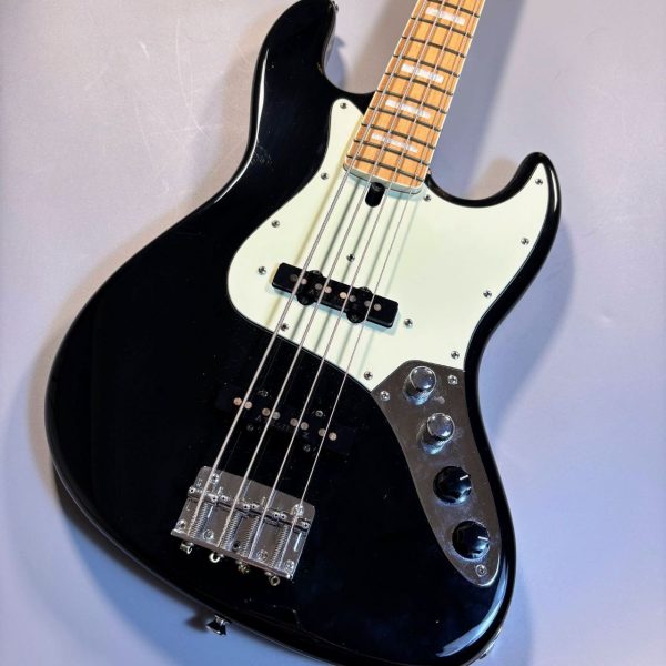 ATELIER Z オーダーモデル　4弦<br />
<br />
¥137,500 