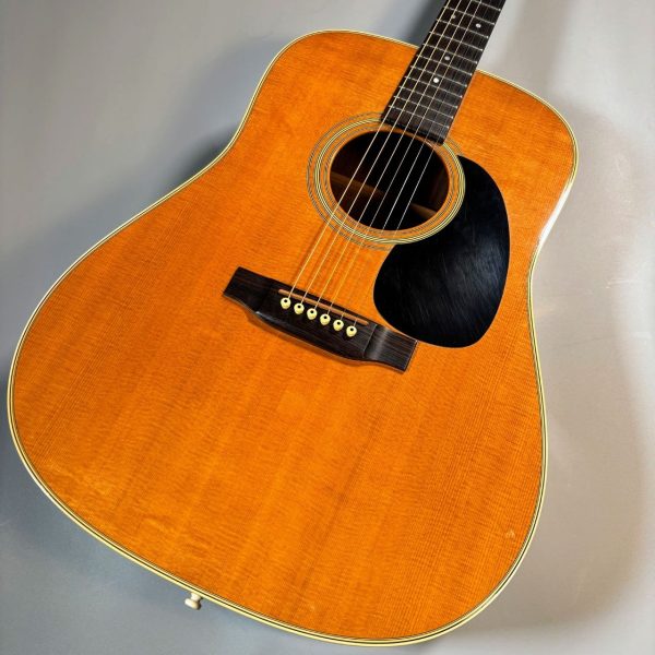 Martin D-28 【現物写真】【1997年製】<br />
<br />
¥220,000  