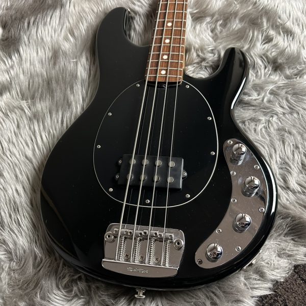 MUSIC MAN Stingray-4 BLK/R BLK-PG【現物画像】<br />
<br />
¥165,000  