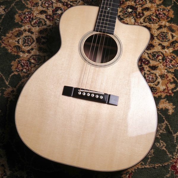 Bourgeois OMC Soloist JP SP/TS【Touchstone Series】<br />
<br />
<br />
¥715,000 