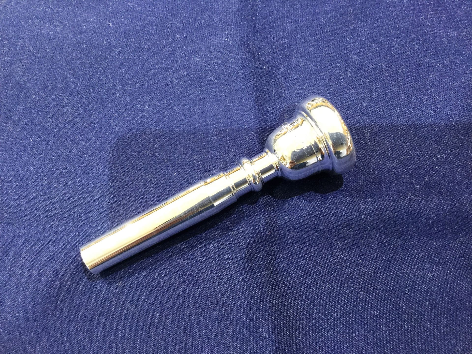 当店マウスピースコーナーの特徴 選定の際はご自分で普段お使いの楽器をお持ち頂くとより比較しやすくおすすめです。試奏室のご予約も承っておりますので、お気軽にお問合せください。※在庫状況は随時変わりますので、ご指定の品番を試奏ご希望の場合は事前にご連絡いただくことをおすすめします。※ない商品は、お取り寄 [&hellip;]