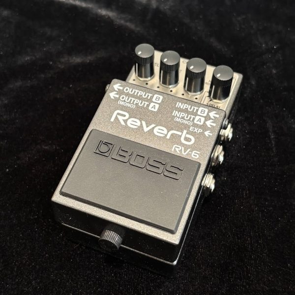 BOSS RV-6 Reverb<br />
<br />
¥19,800 