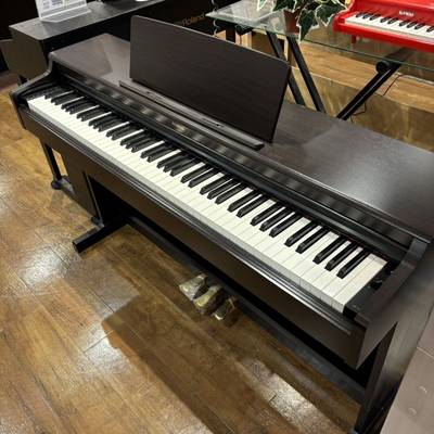 【前モデルYDP-164からの進化】YAMAHA最高峰コンサートグランドピアノ「CFX」からサンプリングした音源の改良と、独自技術「バーチャル・レゾナンス・モデリング ライト（VRM Lite）」の搭載により、アコースティックピアノの多彩な音と豊かな響きを実現しました。さらに、『YDP-165』『Y [&hellip;]