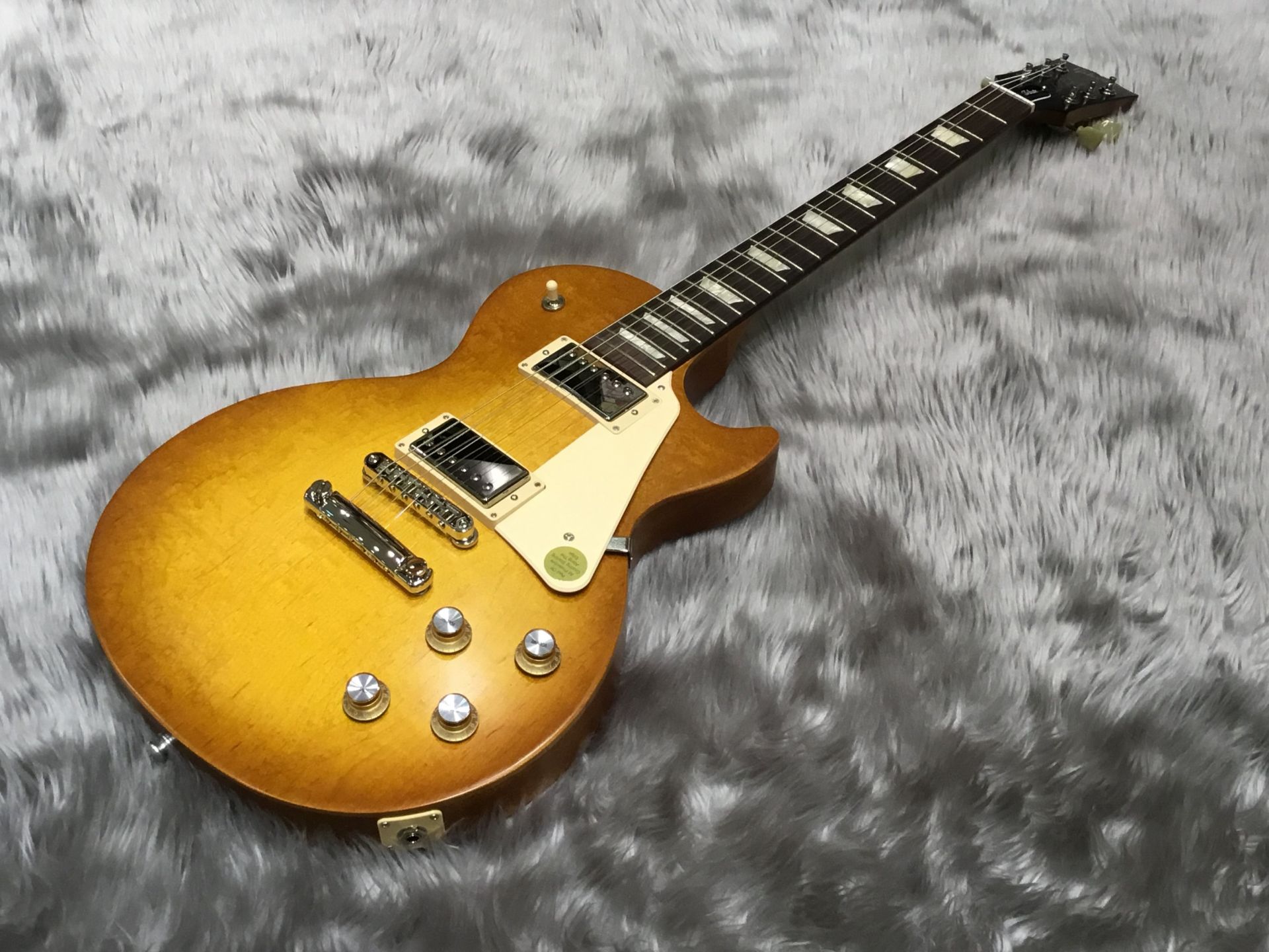 Gibson Tribute 2017 FHB