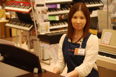 スタッフ写真 ピアノ・キーボードなど 永田