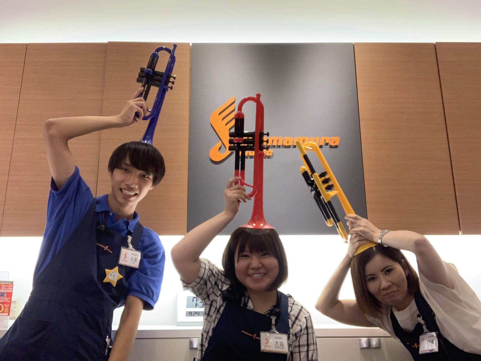【管楽器】プラスチックトランペット展示しています！！！