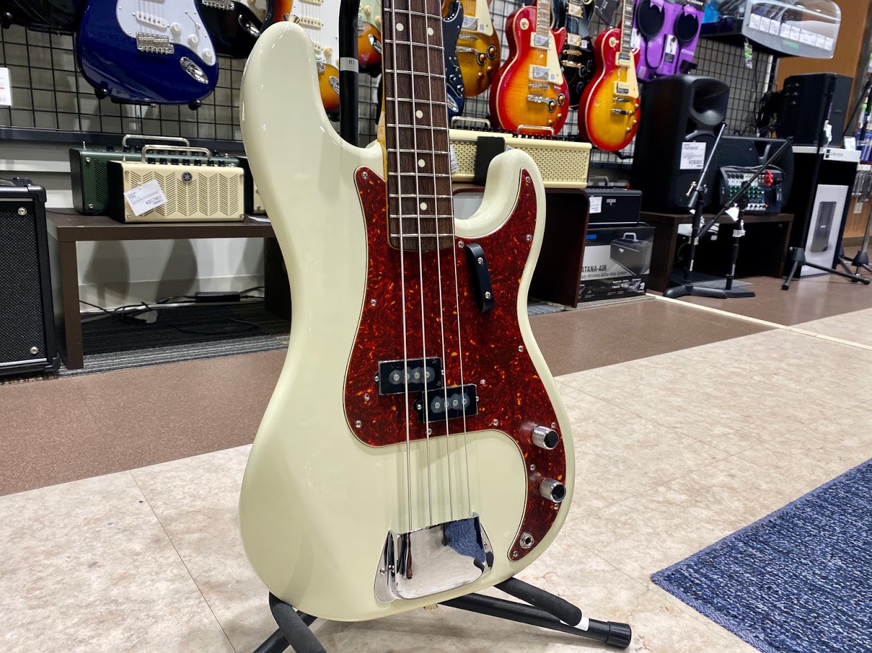 *OKAMOTO’Sのベーシストであるハマ・オカモト シグネーチャー・モデル Fenderのプレジションベース「HAMA OKAMOTO P BASS」が当店にも入荷しました！ 店頭では実際にお試しいただけます。 ぜひお気軽にご来店ください！ |*ブランド|*型名|*定価(税込)|*販売価格(税込) […]