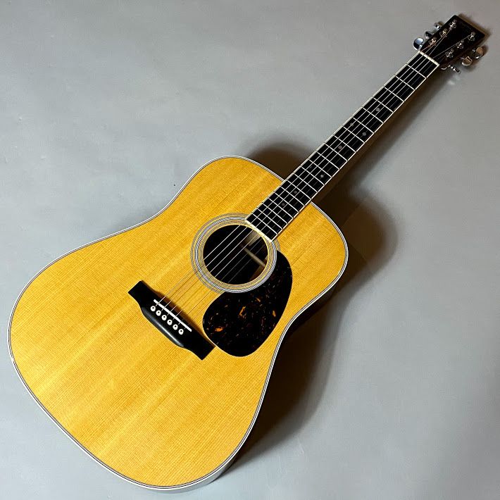 Martin / D-35 Standard 再入荷しました！