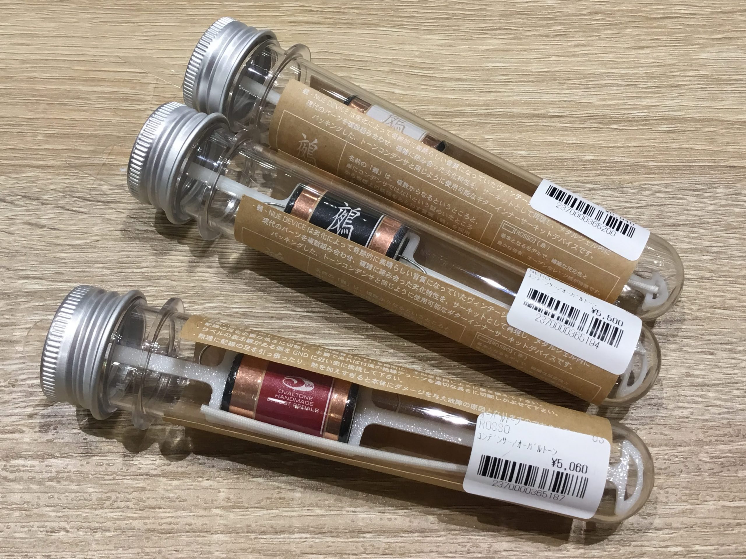 -鵺-NUE DEVICE 3タイプ入荷！ヴィンテージコンデンサの劣化特性を再現！