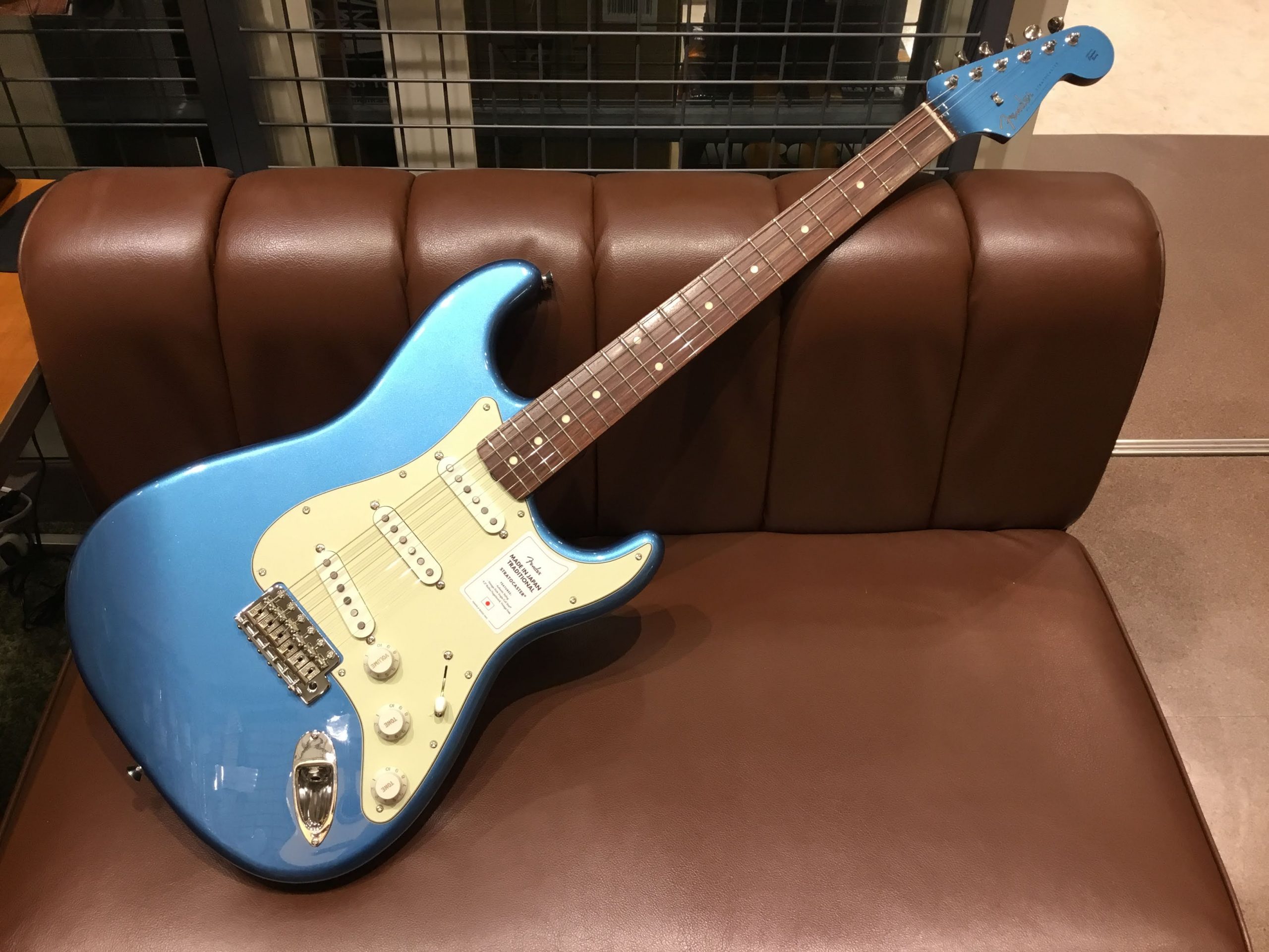 *75周年記念限定モデルのFender Made in Japan Traditional 60s Stratocaster Roasted Neck入荷しました **担当者より ヴィンテージにはないローステッドネックを使用！見た目の高級感に加えて独特のトーンや豊かなサスティーンを得ることができます […]