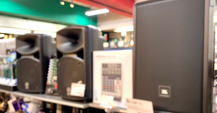 CONTENTSライブでの使用や、ご自宅での練習用に！店頭展示ラインナップお取り寄せ商品オプションご自宅・ご指定の場所への直送も可能です詳しくは店頭にてご相談ください！ライブでの使用や、ご自宅での練習用に！ こんにちは！羽生店の宮地です。コロナ禍が明け、ライブやイベントが再開されてきました。島村楽器 […]