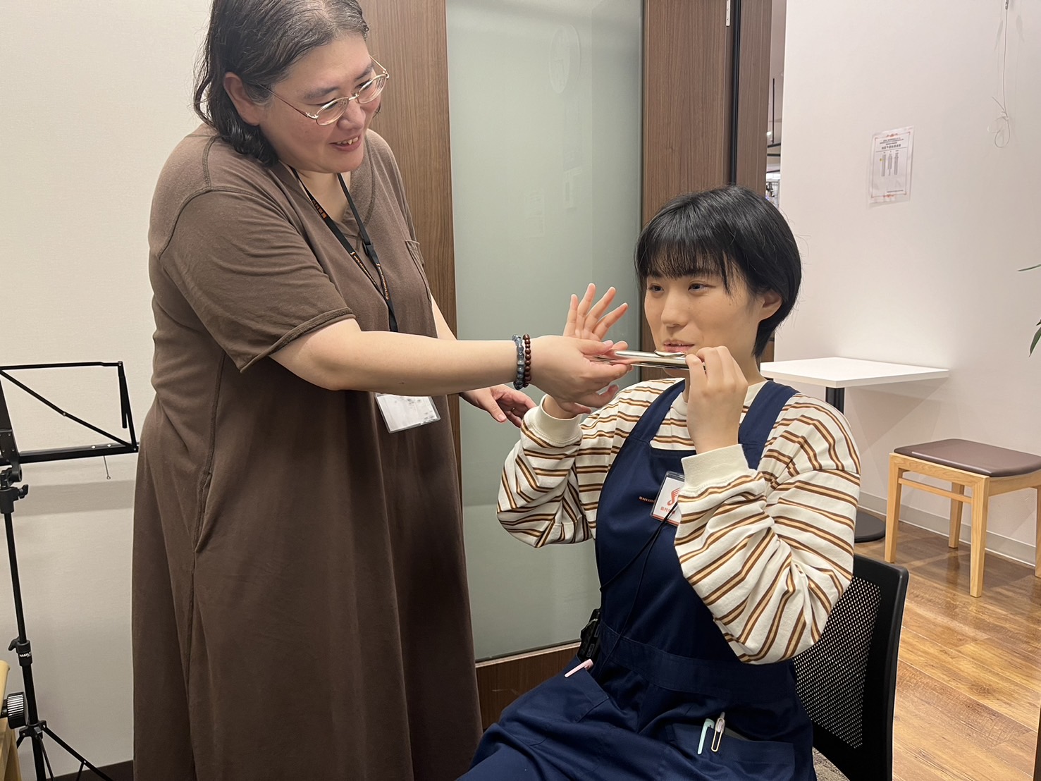 CONTENTS体験レッスン受けてみます！今回レッスンをしてくれた先生は！体験レッスンスタート！福田先生ありがとうございました！無料体験レッスン、受けられます！お問い合わせ体験レッスン受けてみます！ こんにちは！　羽生店の後藤です🥁 中学の時に吹奏楽部でクラリネットを担当していました。 今回は福田先 […]