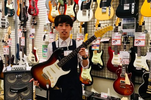 スタッフ写真 西崎