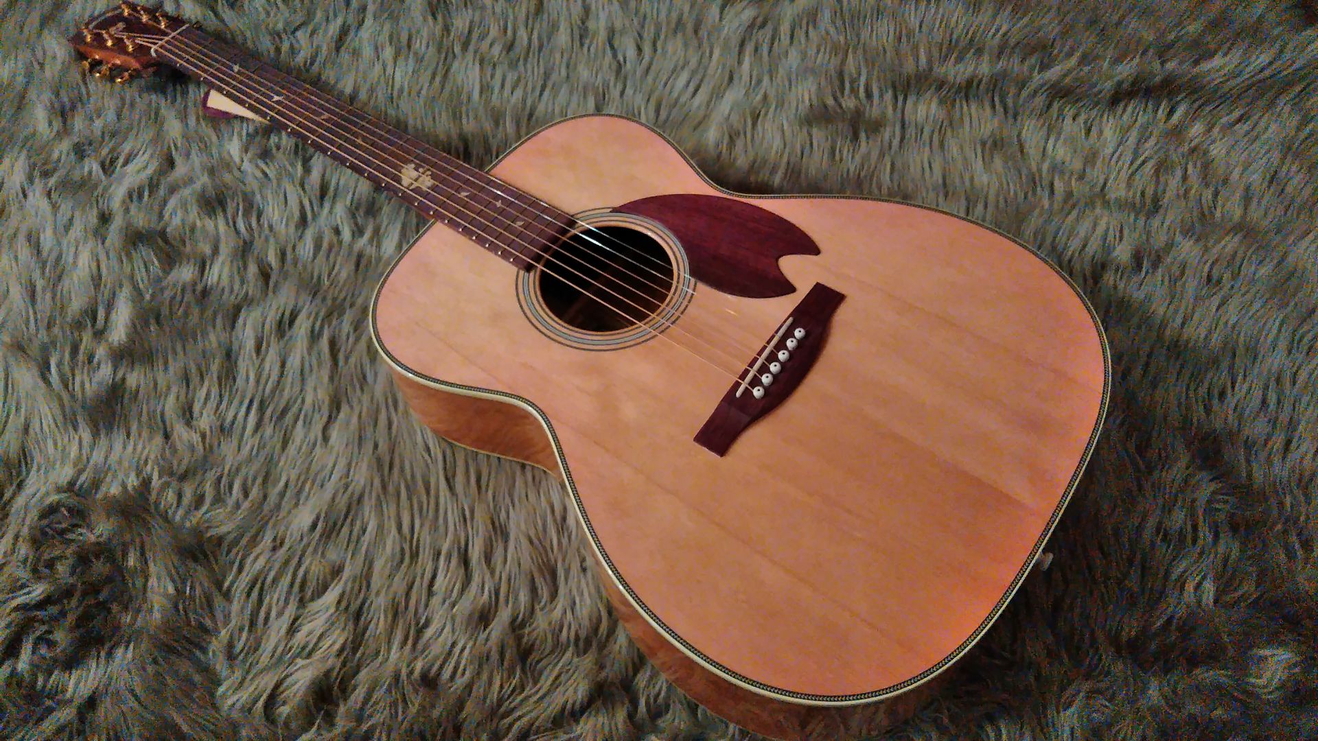 *桜を使ったギターの制作 ディバイザーでは積極的に日本の木「和材」を使用したギターを制作しています。その中でも特に日本人に馴染み深い「桜」はこれまでにエレキギター・アコースティックギター・エレキベースほか色々な楽器に使われました。 島村楽器アリオ橋本店ではそんな桜材を用いた桜ギターフェアを行います。 […]