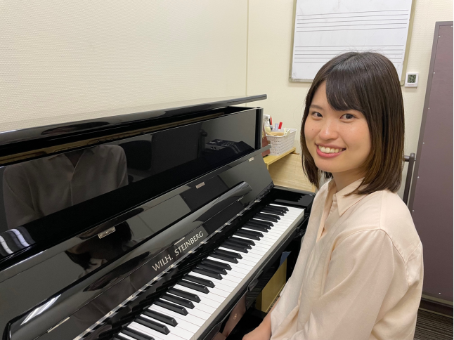CONTENTS大人からでも始められる？ピアノサロンについてインストラクターについてはこちらレッスン室無料レンタル体験レッスンご受講の流れお問い合わせ大人からでも始められる？ こんにちは！島村楽器アリオ橋本店ピアノインストラクターの石川です。日頃から「ピアノって大人からでも始められるの？」とよくご質 […]
