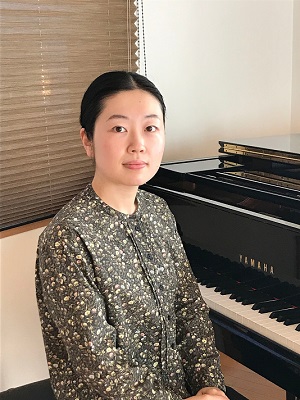CONTENTS東本　紗弥(ひがしもと　さや)　担当曜日:火曜日講師インタビュー東本　紗弥(ひがしもと　さや)　担当曜日:火曜日 講師プロフィール 昭和音楽大学音楽芸術表現学科ピアノ演奏家コースを卒業後、同大学院修士課程修了。在学中、学内推薦演奏会に多数出演。中学・高等学校教諭一種免許状(音楽)取得 […]