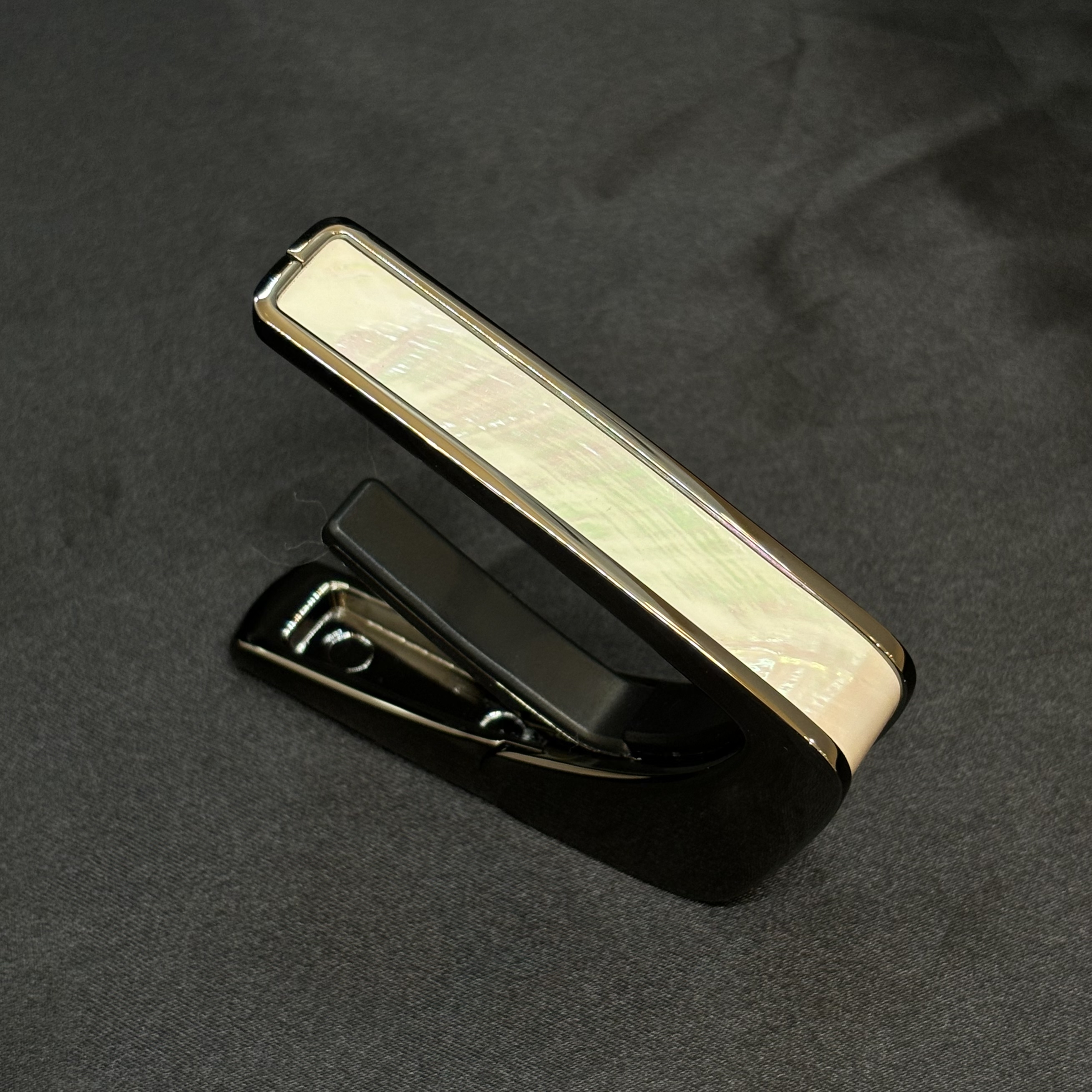 カポタストBC-MOTHER OF PEARL