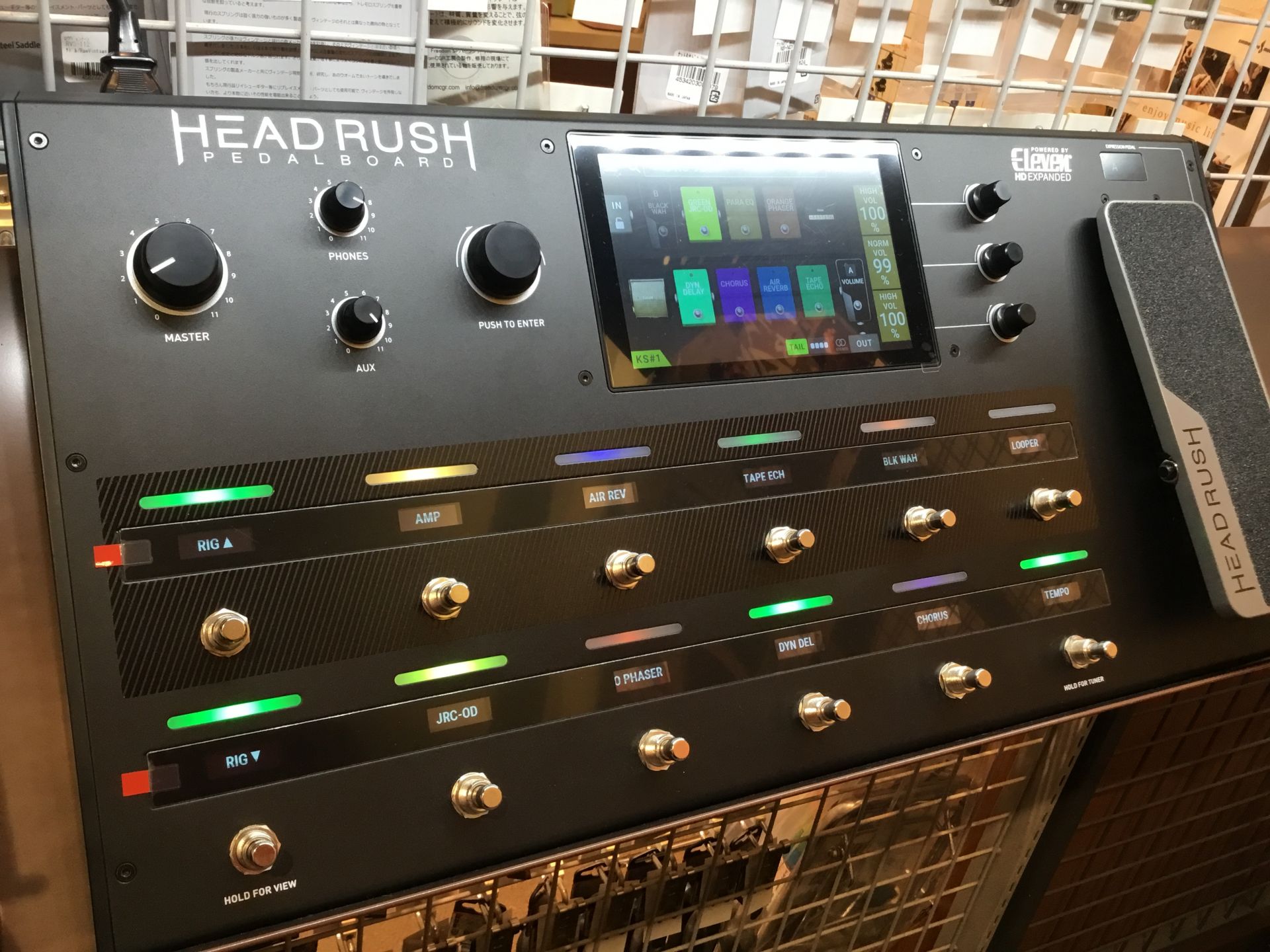 [マルチエフェクター]HEADRUSH PEDALBOARD/HR-EFX-001入荷しました！