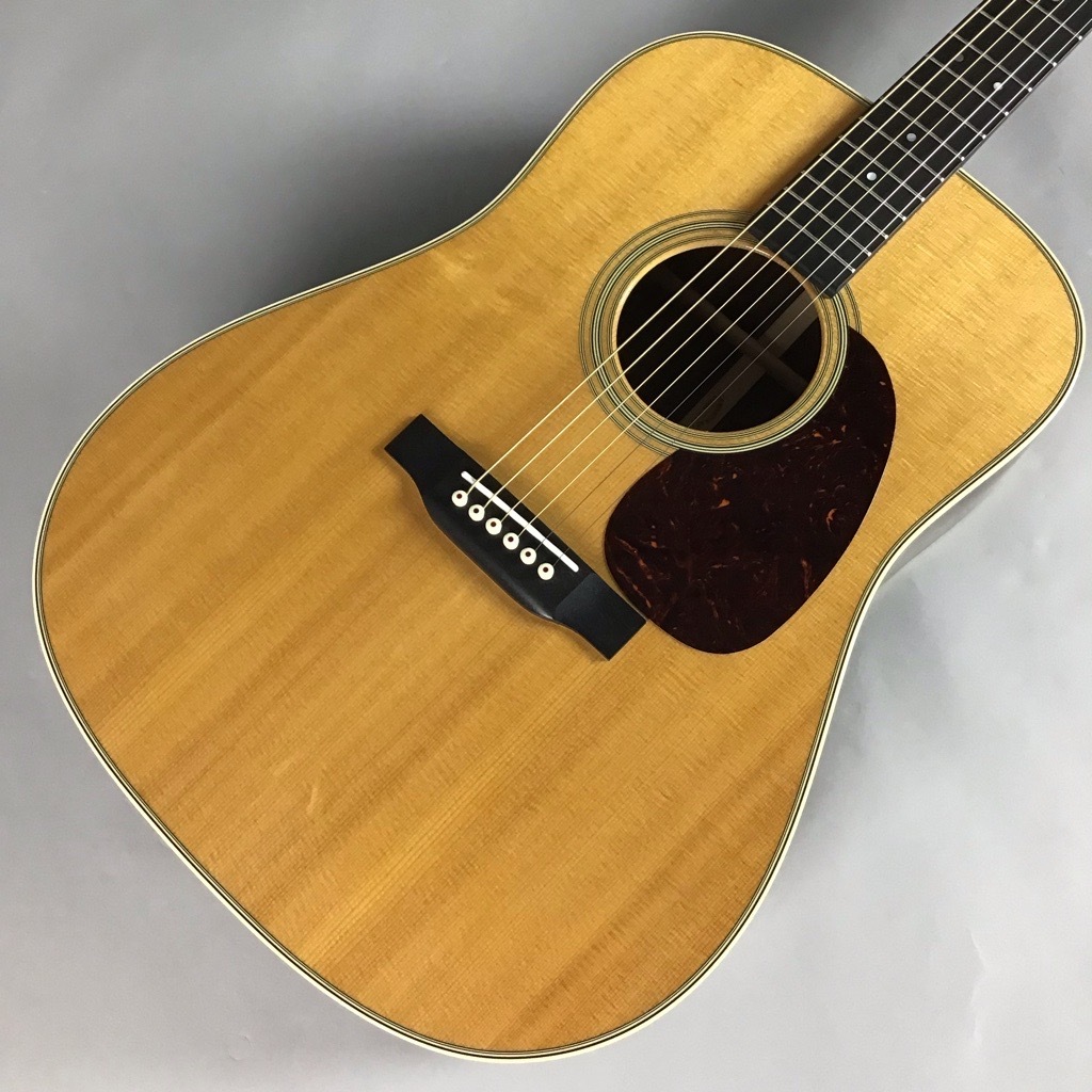 アコースティックギターD-28 Standard