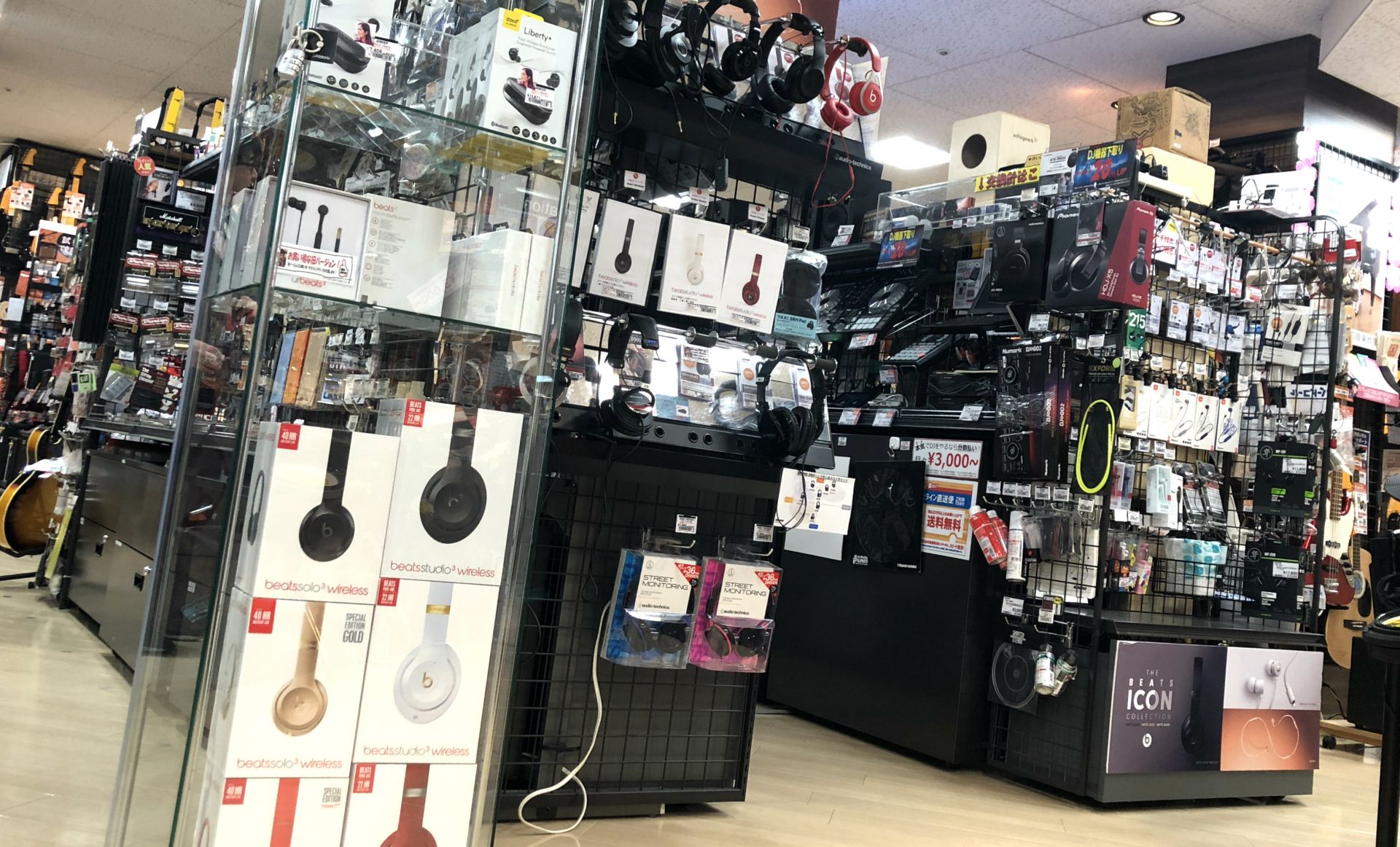 Beats ビーツ イヤホン ヘッドホン 取扱いしています イオンモール姫路リバーシティー店 店舗情報 島村楽器