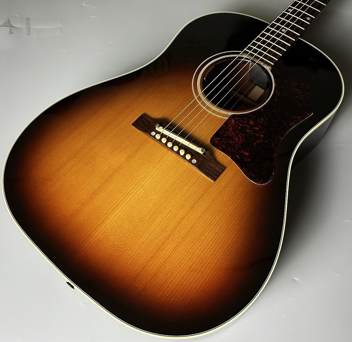 中古品Gibson 1960's J-45 Red Spruce 2017年製 