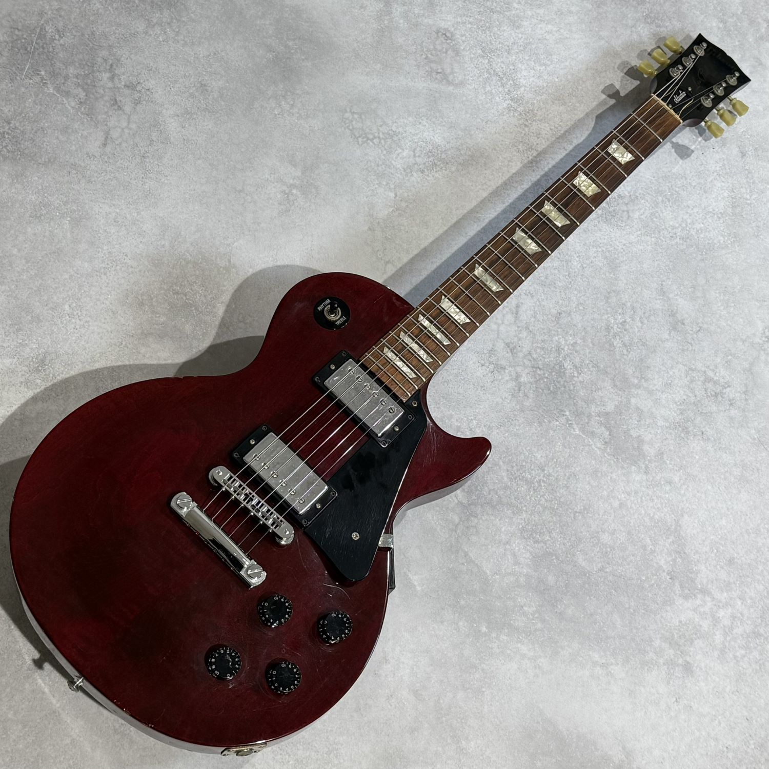 中古エレキギターGibson 【USED】LesPaul　Studio　1997年製