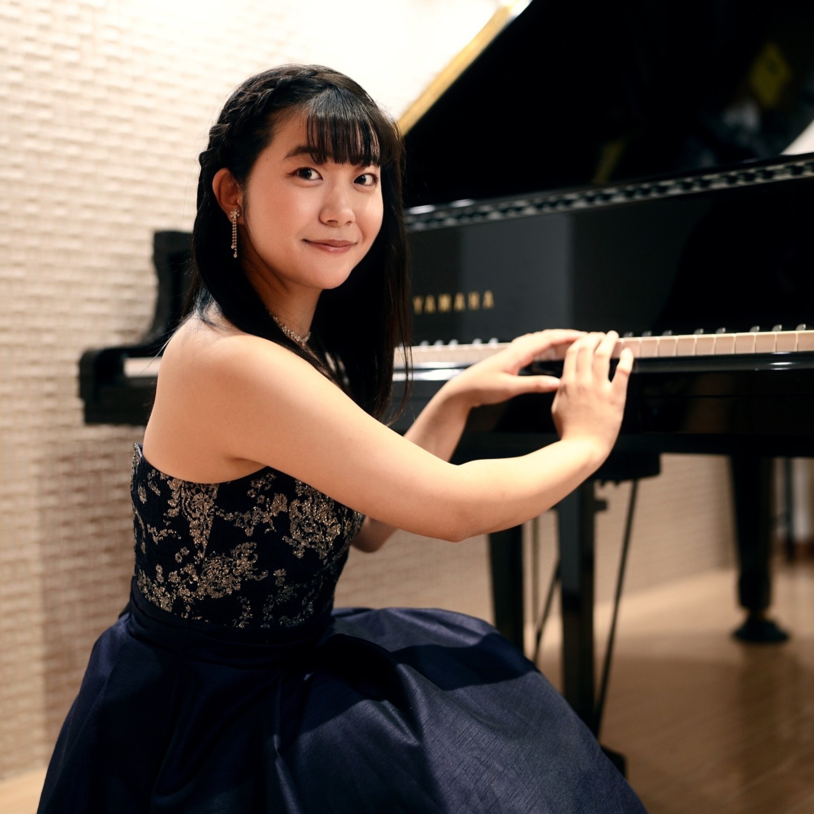 スクール講師澤田　愛音(さわだ　あかね)