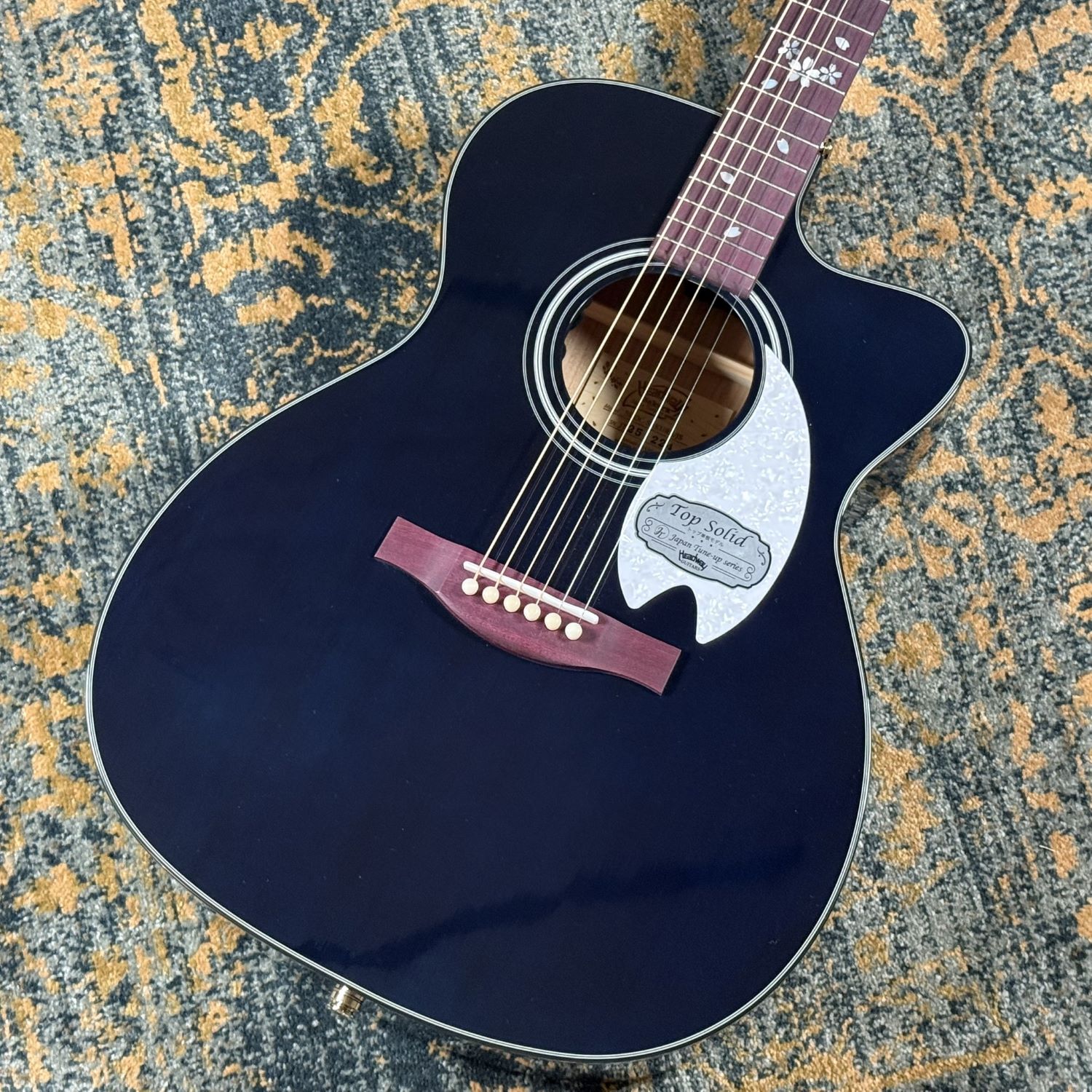 他の人と被りたくない！そんなあなたに桜材採用の唯一無二のルックス！Headway SHOC-SAKURA 霞夜桜