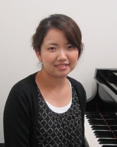 中村麻耶<br />
◆開講曜日<br />
火・水・木・金<br />
◆日程<br />
6月4・5・6・7・11・12・13・19・21・25・27・28日<br />
7月2・3・4・11・12・16・17・19・23・25・26・31日