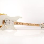 【Fender Ken Stratocaster® Experiment #1】L’Arc〜en〜Ciel Kenの新シグネイチャーモデルが登場！