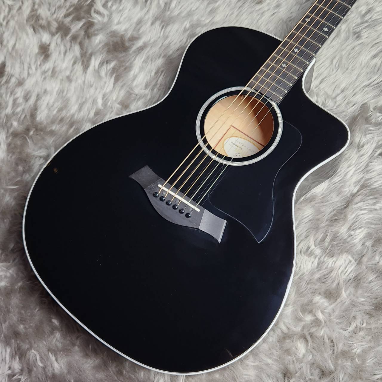 Taylor214ce DLX