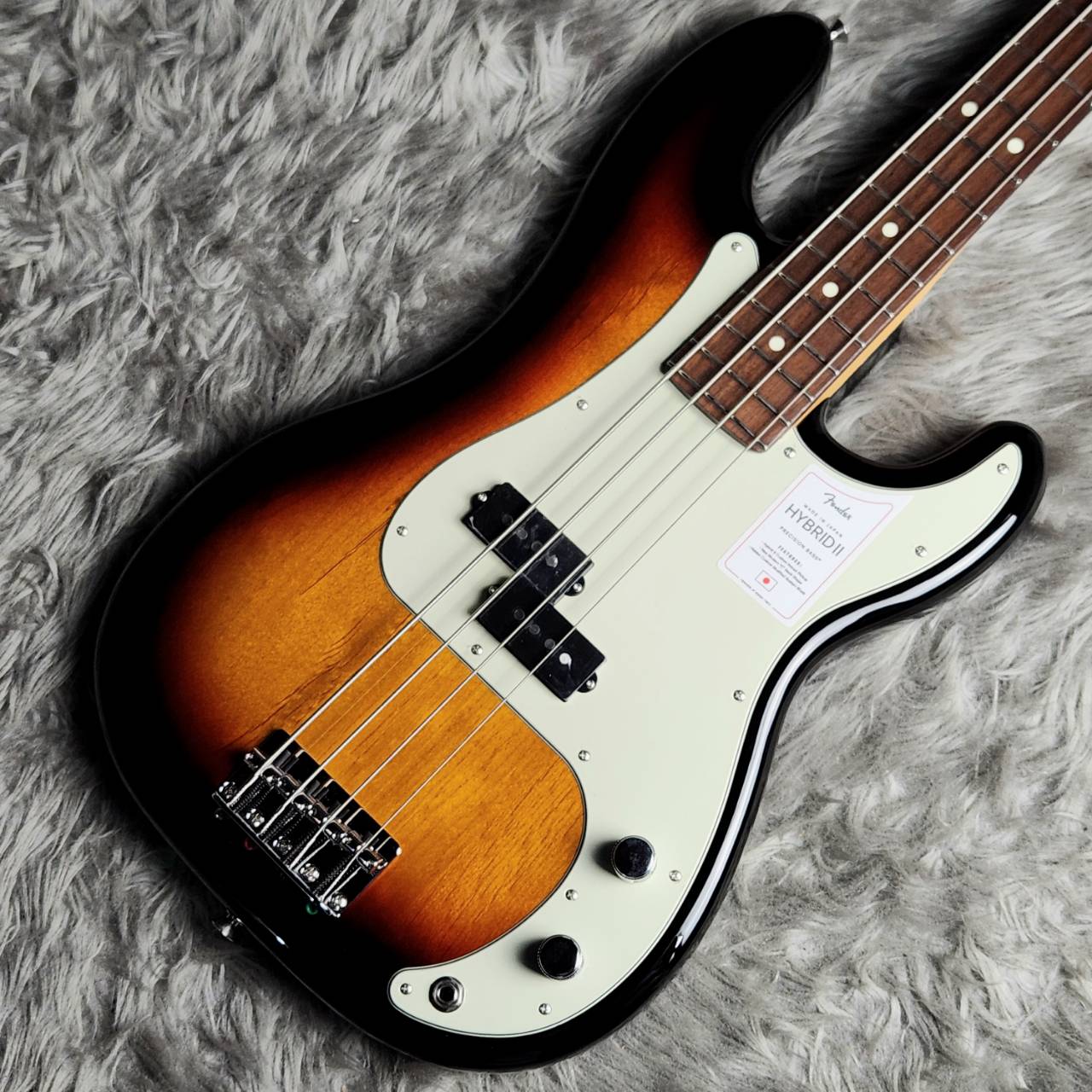 FenderMade in Japan Hybrid II P Bass