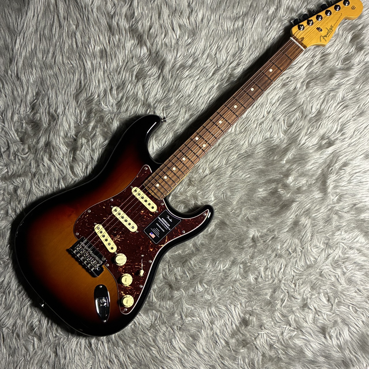 FenderAmerican Professional II Stratocaster 3-Color Sunburst