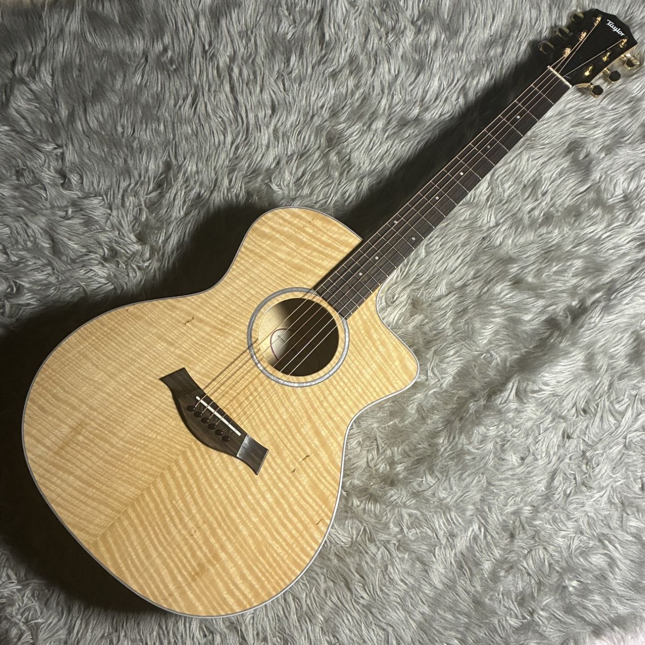 TaylorEG-224ce Urban Ash Natural