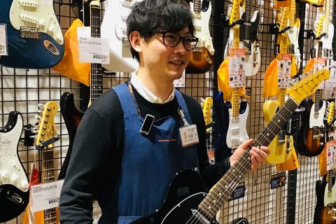 スタッフ写真 店長 水谷
