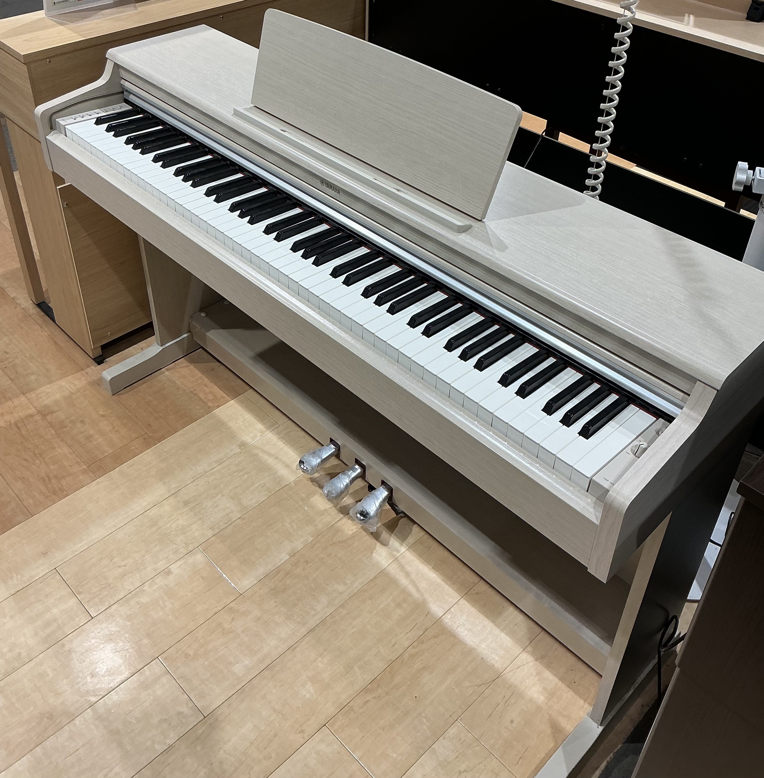 YAMAHA　ARIUSYDP-165　WA