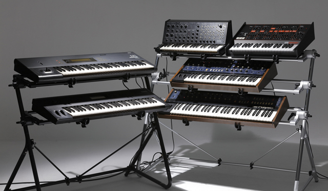 *KORG から、全く新しいキーボードスタンドを提案する Sequenz ( シーケンツ ) ブランドの「 Standard Series 」が発表! Sequenz は、プレイヤーとキーボードの存在感を主張しながらも、妥協のない演奏パフォーマンスを披露するため設計されたキーボード＆シンセサイザー・ […]