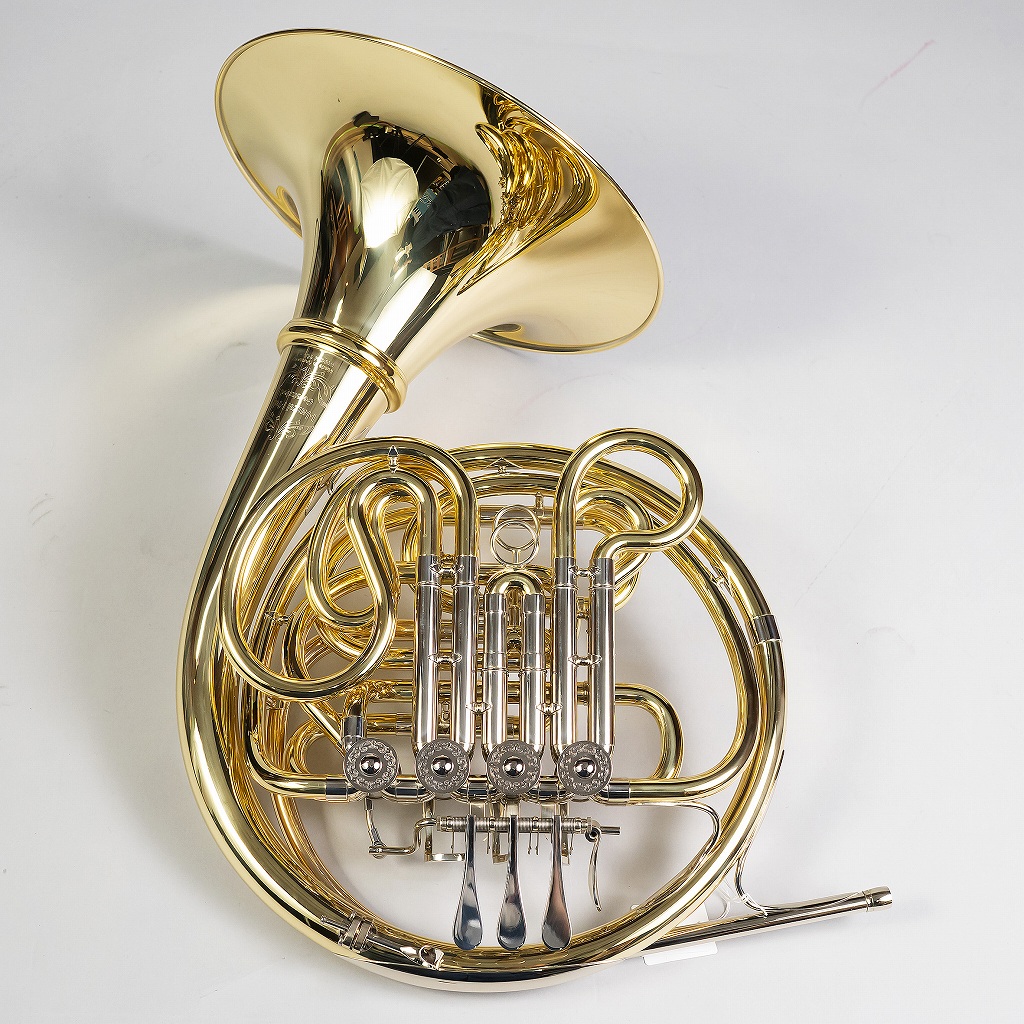 【ホルン】Wenzel Meinlから息の抵抗は軽やかで、巻き方も緩やかな105CLT入荷！！